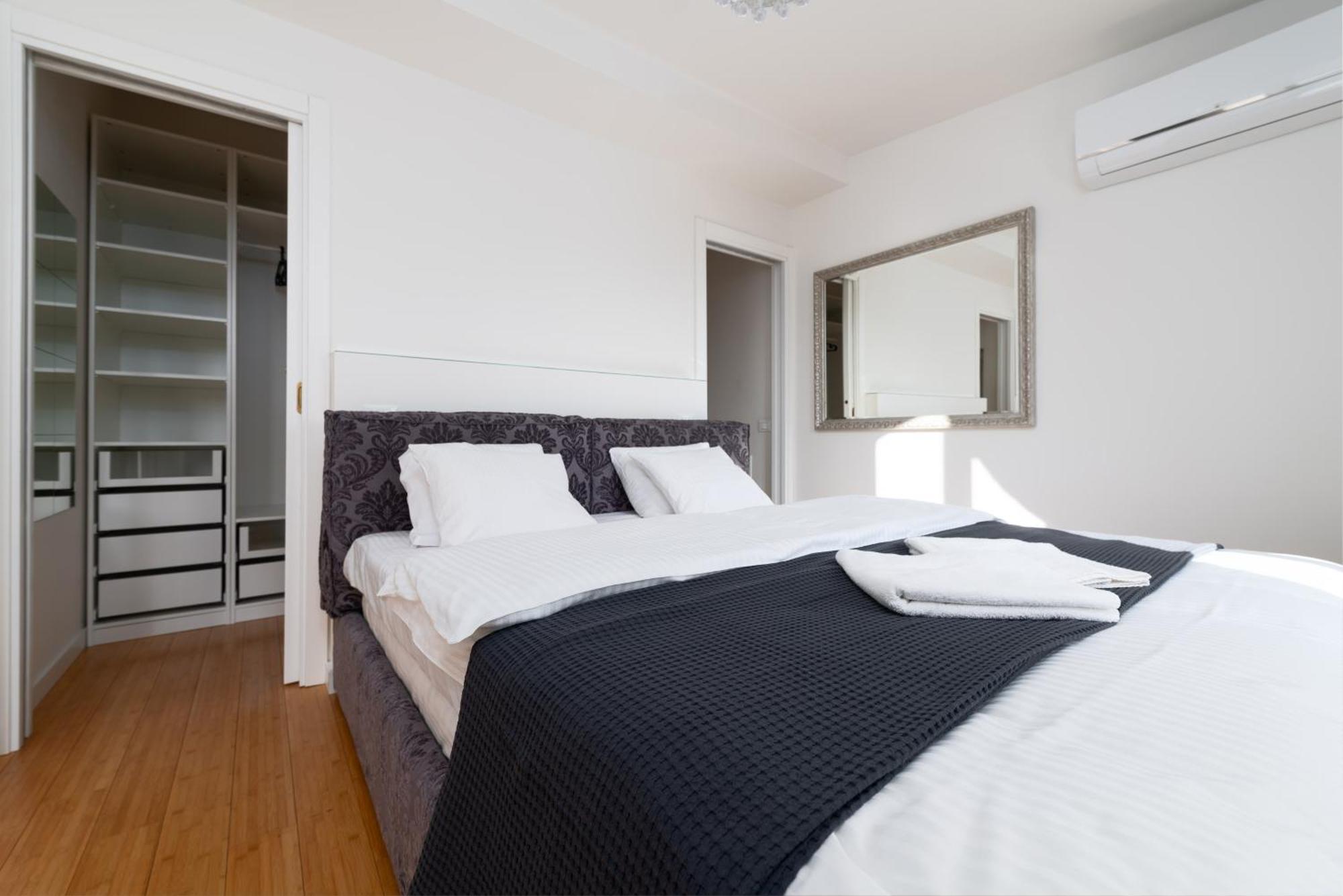 Spacious Near The River Appartement Prague