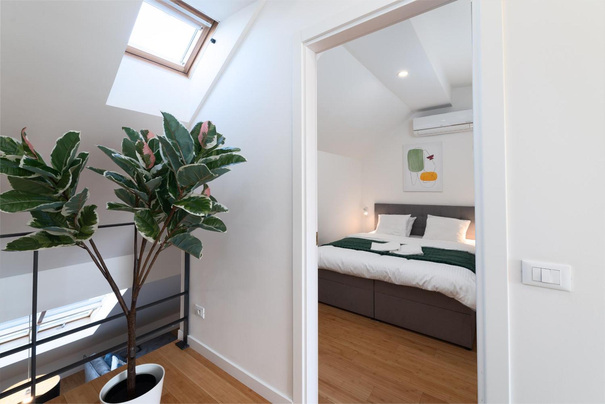 Spacious Near The River Appartement